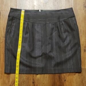 Michael Michael kors grey silver striped mini pencil skirt like new condition